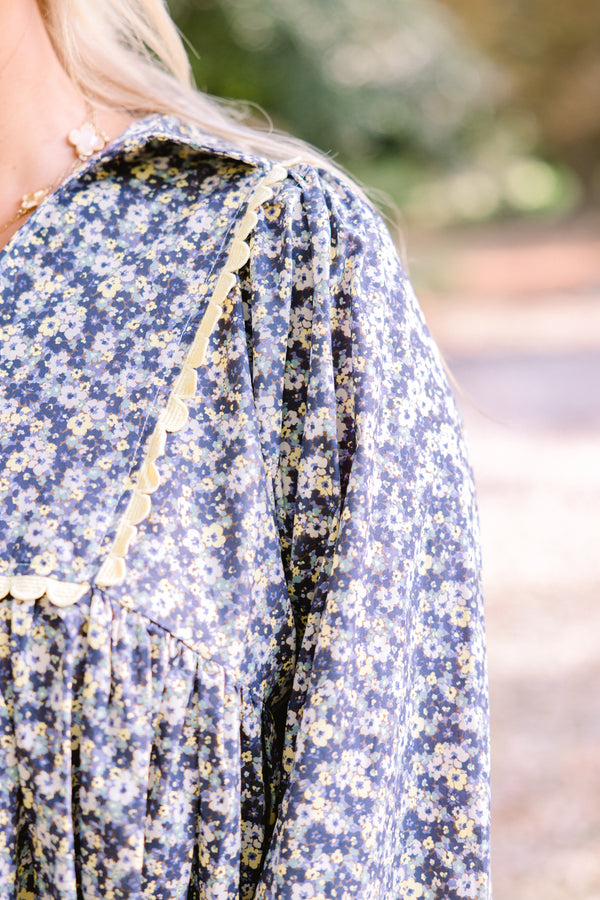 Chic Soul plus size clothing, multi color blue floral print long sleeve flowy top with scallop detailing along the chest and sleeves