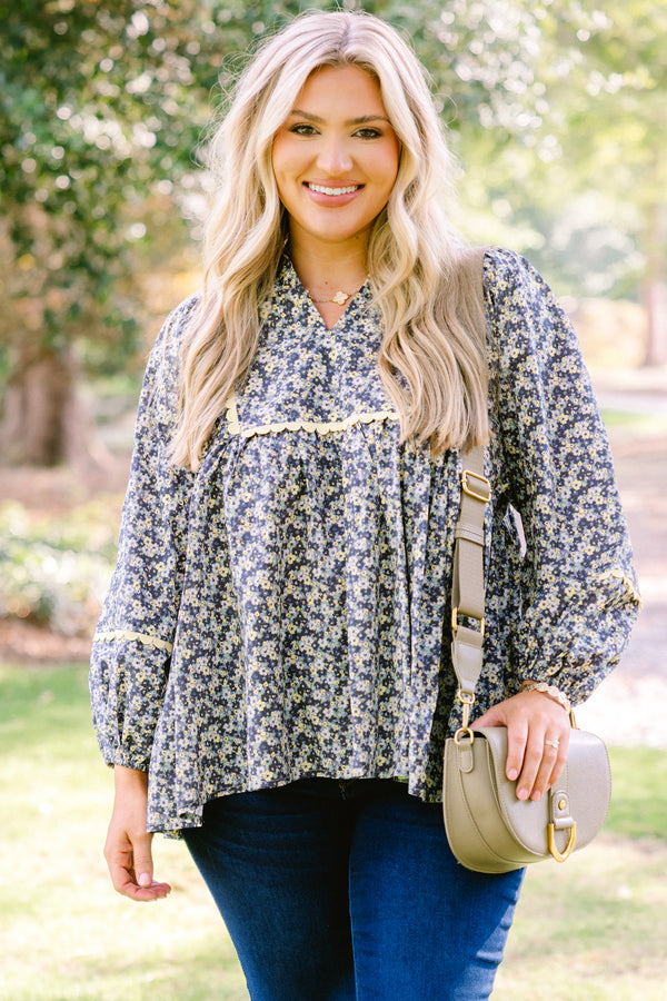 Chic Soul plus size clothing, multi color blue floral print long sleeve flowy top with scallop detailing along the chest and sleeves
