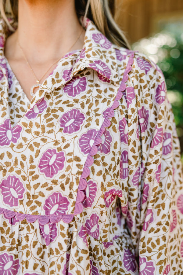Chic Soul plus size clothing, cream log sleeve top with purple floral print and scallop detailing along the chest and sleeves
