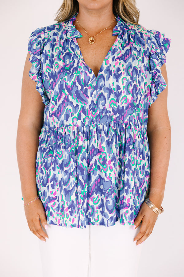Chic Soul plus size clothing, short-flutter-sleeve blue flowy baby doll top with a v-neckline and an abstract blue multi-colored print 