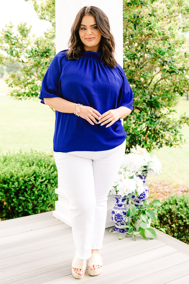 blue top dressing How to style: any blue top !! Comment LINKS if you'd like them #blueoutfit #womenstyleguide https://liketk.it/652Mo