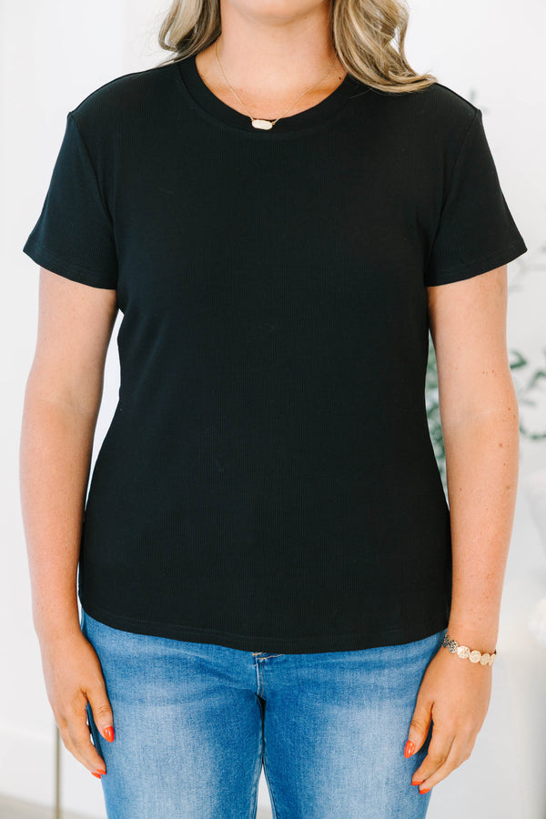 Plus Size black short sleeve ribbed crewneck tee 