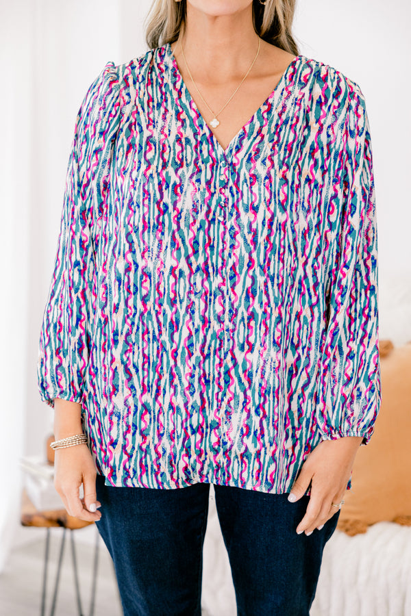 Chic Soul plus size clothing, multi-colored jade long sleeve top with an abstract line pattern and slight v-neckline 