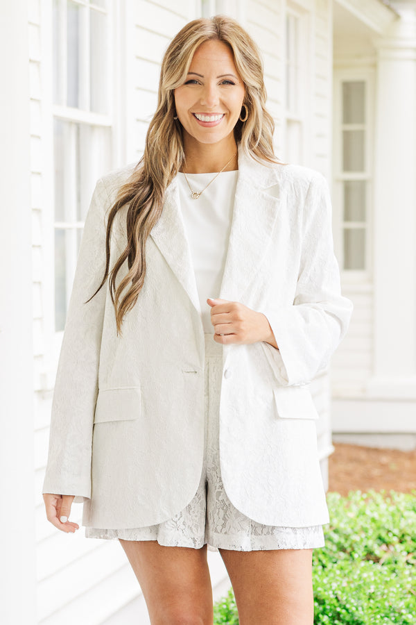 Chic Soul plus size clothing, off-white lace patterned shorts