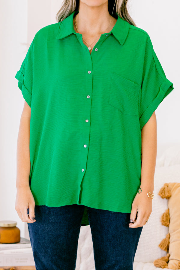 Chic Soul plus size clothing, kelly green short sleeve flowy top with v neckline with cuff sleeves