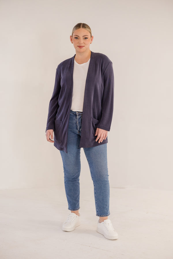 Chic Soul plus size clothing, ink navy long sleeve minimal flowy cardigan with side pockets in the front