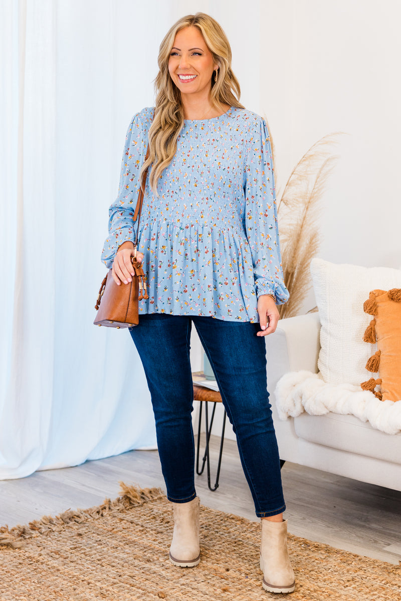 Wallflower Kisses Top, Light Blue – Chic Soul