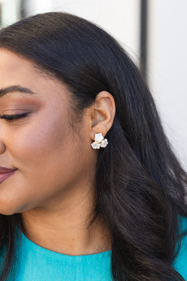 Chic Soul plus size clothing, white cluster of three flowers stud earrings