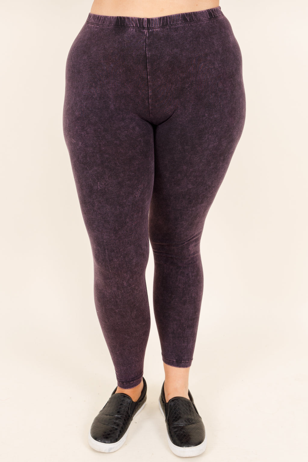 Well Worth It Mineral Wash Leggings, Charcoal – Chic Soul