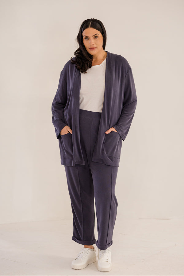 Chic Soul plus size clothing, ink navy long sleeve minimal flowy cardigan with side pockets in the front