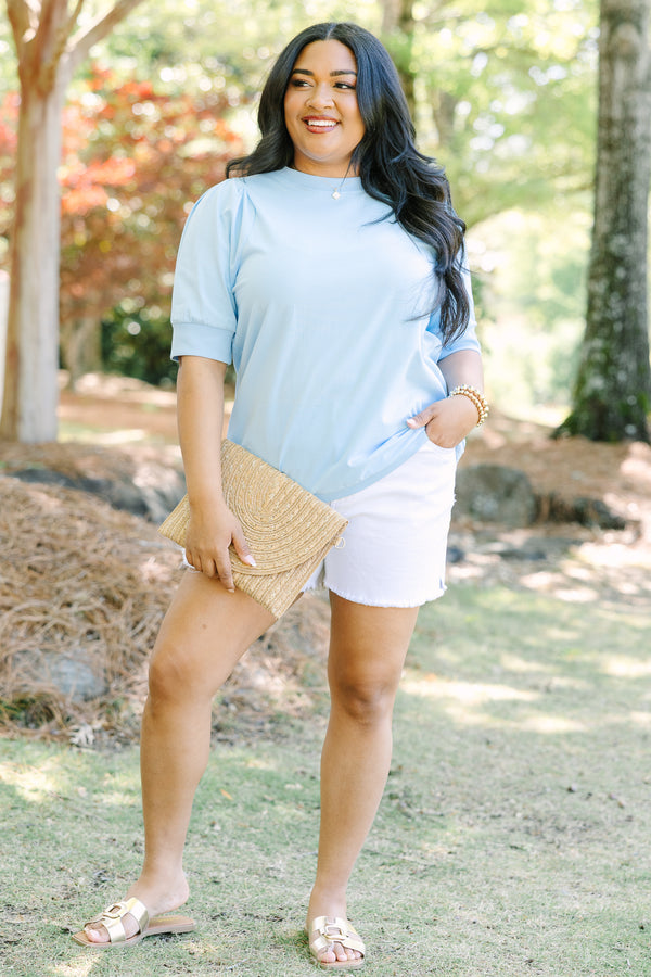 Light blue, short sleeve crew neck tee
