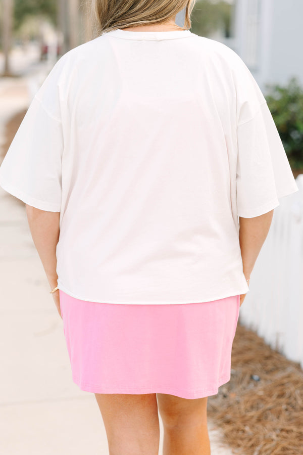 Chic Soul plus size clothing, white short sleeve boyfriend tee with yellow bows and sun graphics in rows on the front of the tee