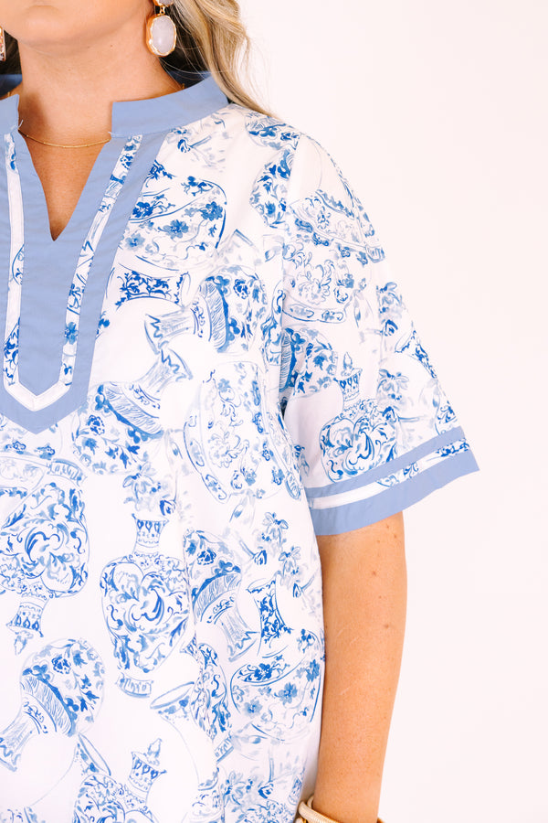 Chic Soul plus size clothing, blue and white toile print short sleeve shift dress with light blue trim detailing
