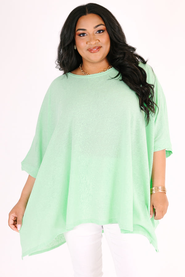 Chic Soul plus size clothing, mint green flowy short sleeve tunic with a high scoop neck 