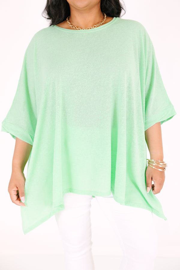 Chic Soul plus size clothing, mint green flowy short sleeve tunic with a high scoop neck 