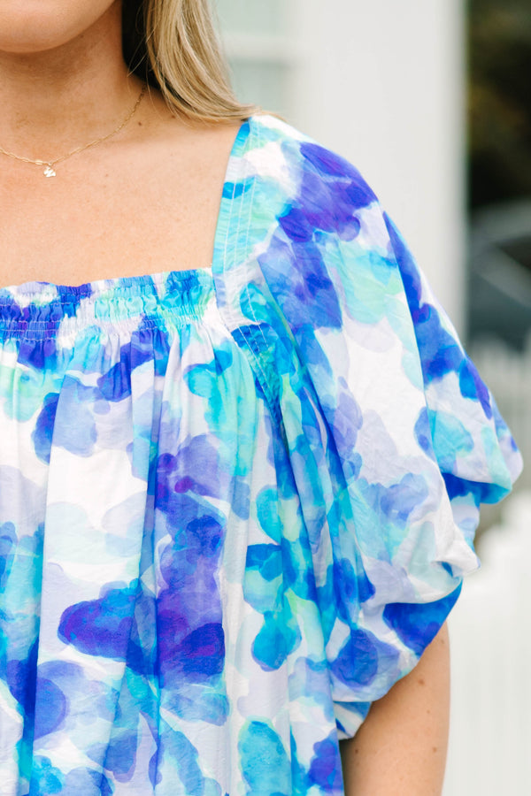 Chic Soul plus size clothing, blue and turquoise floral short puff sleeve top with square neckline