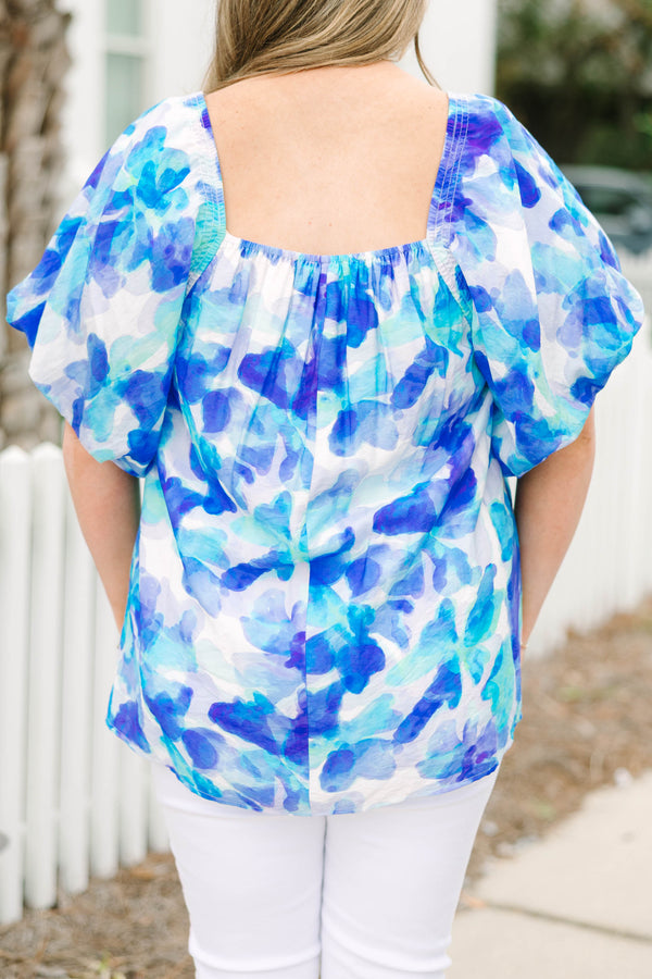 Chic Soul plus size clothing, blue and turquoise floral short puff sleeve top with square neckline