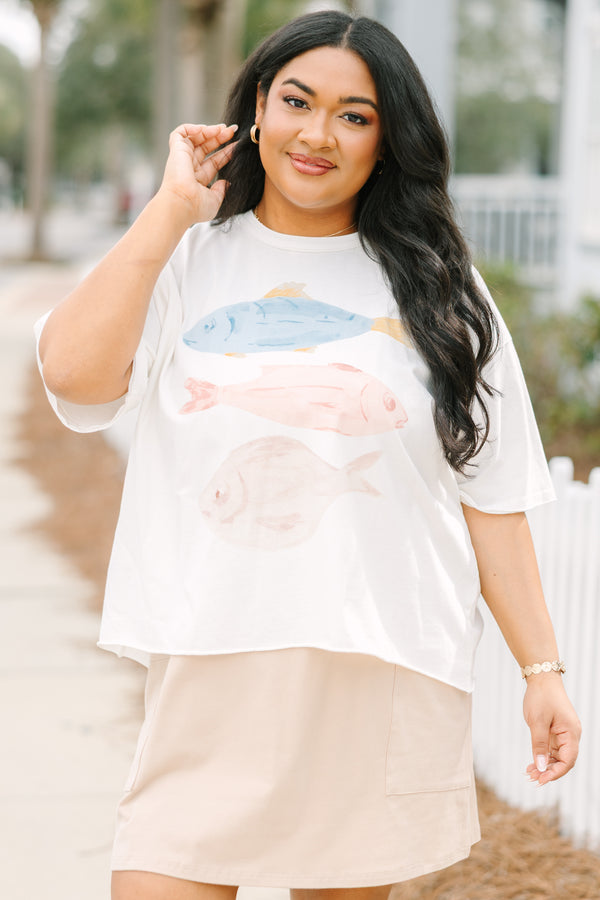 Chic Soul plus size clothing, white short sleeve graphic tee with three different fish graphics on the center of the shirt going horizontal and the color of the fish are blue light red and light brown 