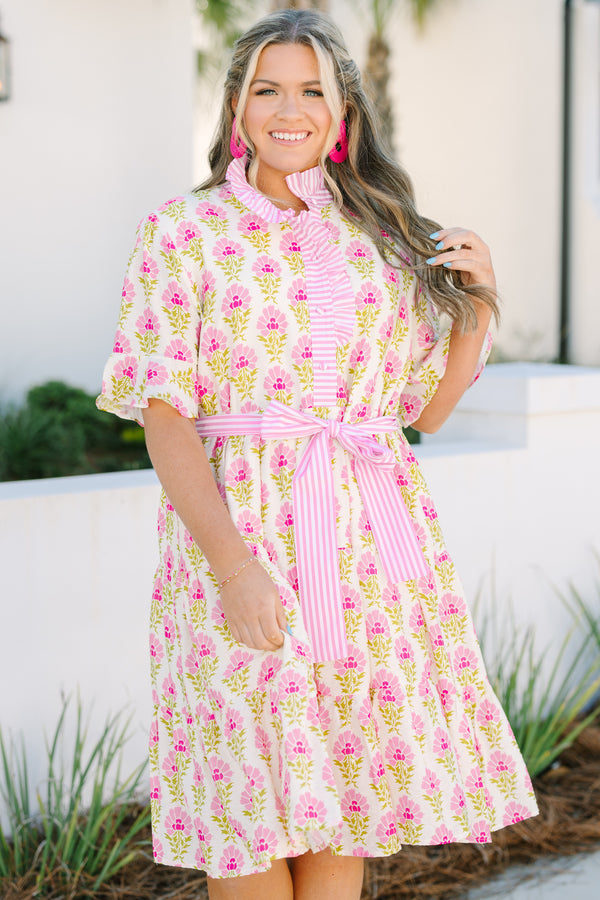Chic soul plus size clothing, pink floral print puff sleeve dress with pink striped ruffle collar and tie belt waist 