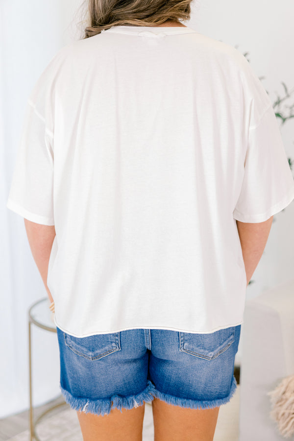 Chic Soul plus size clothing, white short sleeve graphic tee with a blue Chinoiserie vase graphic that has pink flowers coming out of the vase that is surrounded by green leaves 