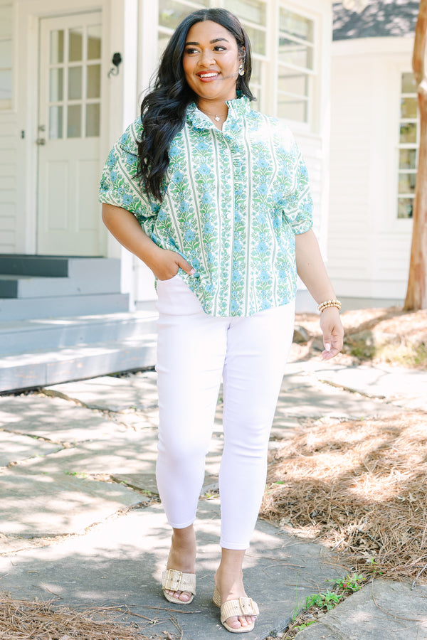Chic soul plus size clothing, Blue floral stripe top with a ruffle collar, button-front ruffle trim, and  bubble sleeves.