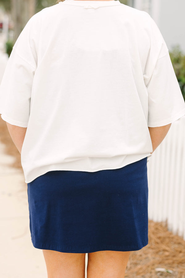 Chic Soul plus size clothing, white short sleeve vintage wash cropped tee with patchwork red white and blue flowers and patterns inside of a heart