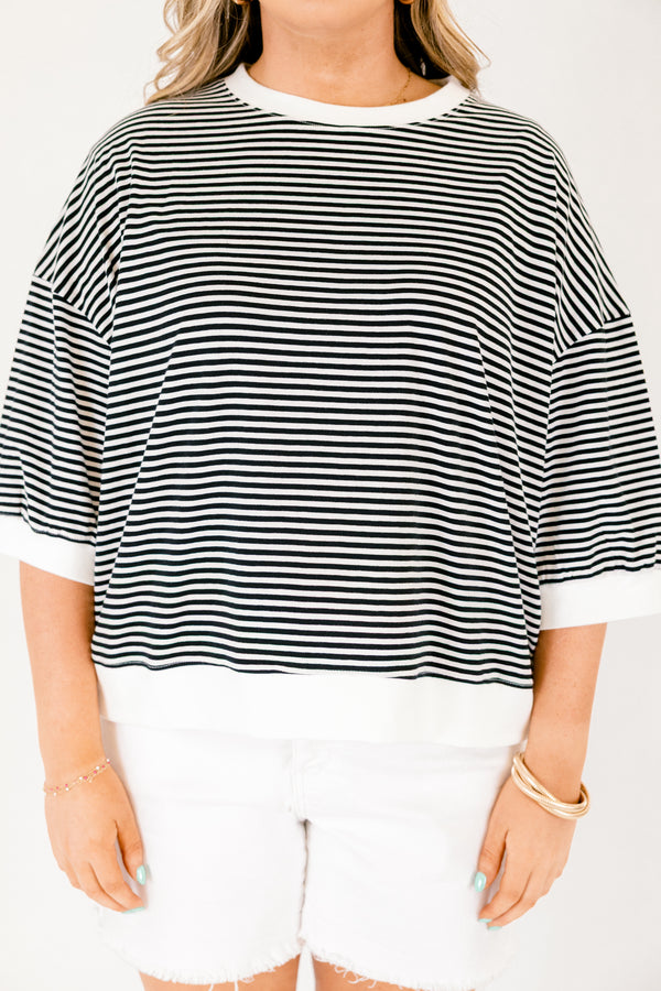 Chic Soul plus size clothing, black and white thin horizontal stripe cropped short sleeve tee with white stripe hem around the neckline, sleeves, and hem