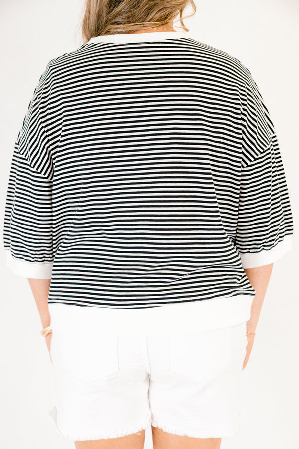 Chic Soul plus size clothing, black and white thin horizontal stripe cropped short sleeve tee with white stripe hem around the neckline, sleeves, and hem