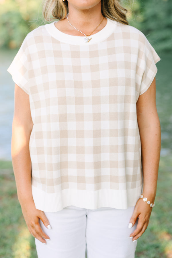 Plus Size light brown and white gingham checkered short sleeve sweater with a crew neckline.