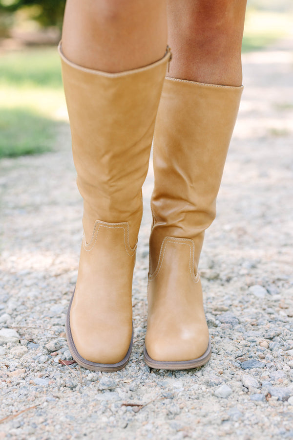 Plus Size camel-colored knee-high boots with a side zipper, low block heel, and round toe.