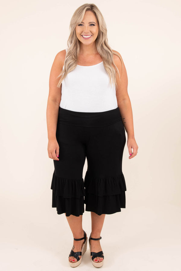 bottoms, capris, ruffle, black, solid