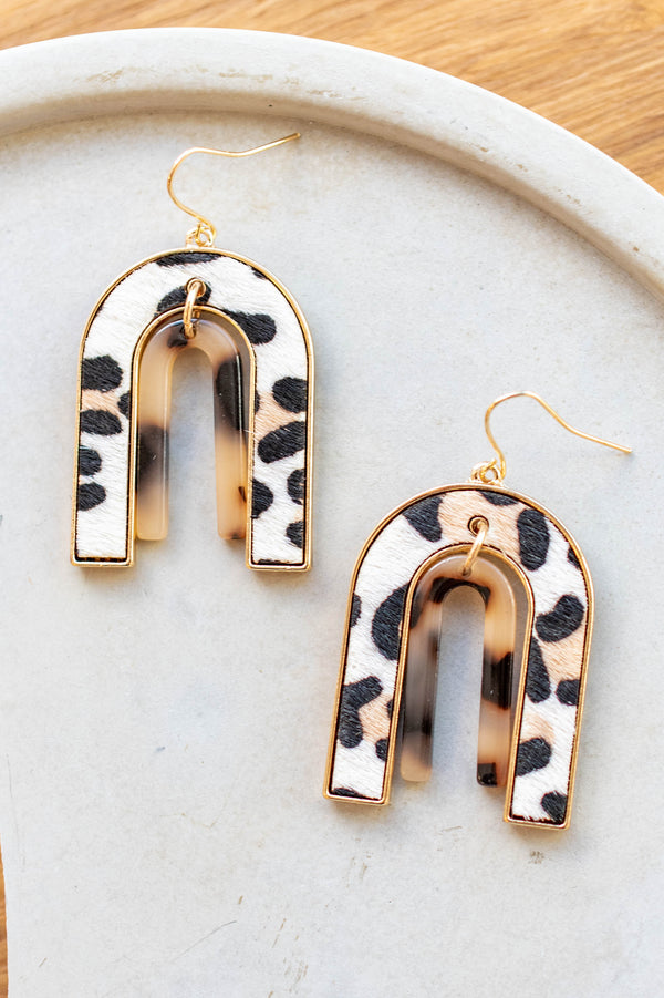 Chic Soul plus size clothing, U shaped dangle earrings with a leopard pattern and tortoise pattern