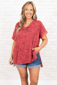 Comfy Travels Top, Neon Rose Mineral Wash – Chic Soul