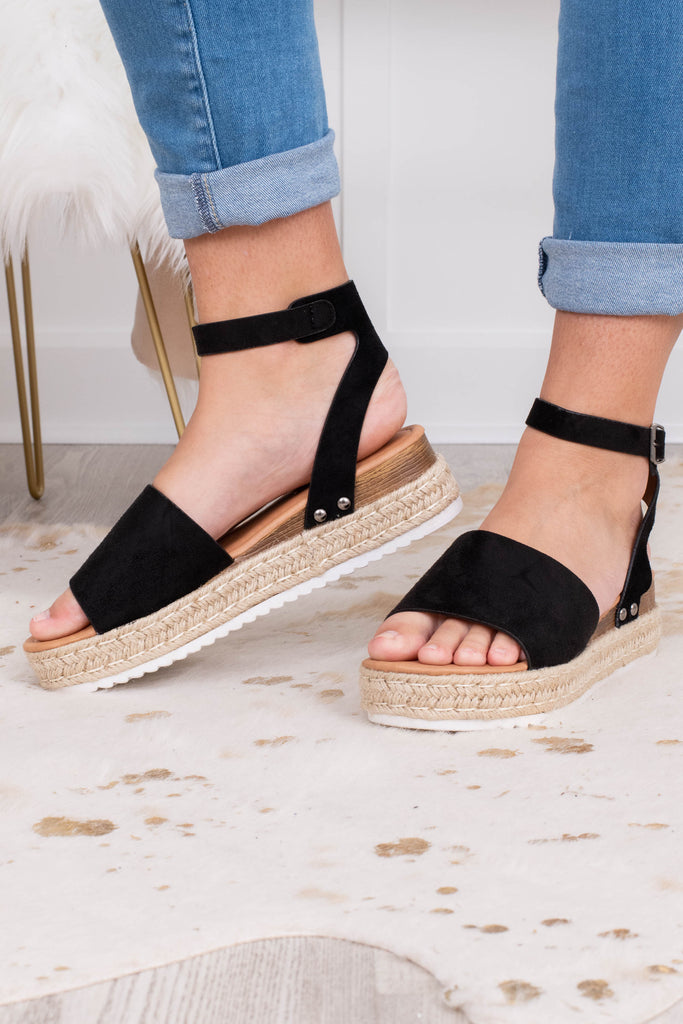 Time To Travel Sandals, Black – Chic Soul