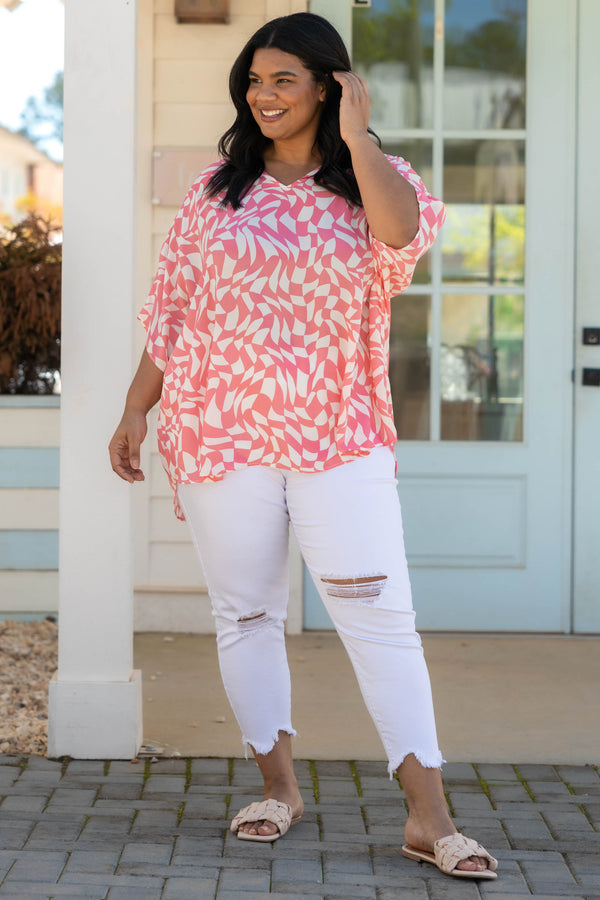 Chic Soul plus size clothing, pink white geometric pattern flowy top