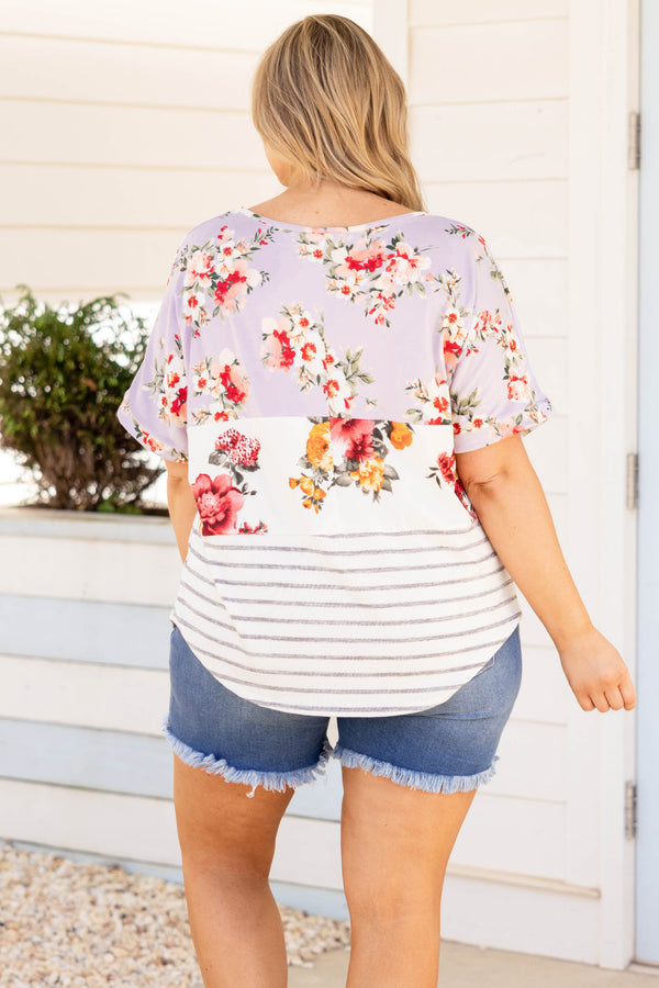 Chic Soul plus size clothing, lavender purple colorblock strips and floral short sleeve blouse 