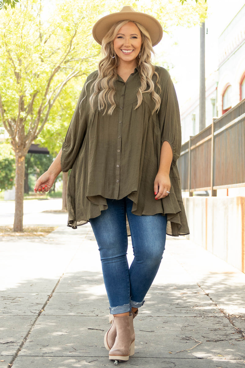 How to wear a tunic this summer: three outfit inspirations with a tunic