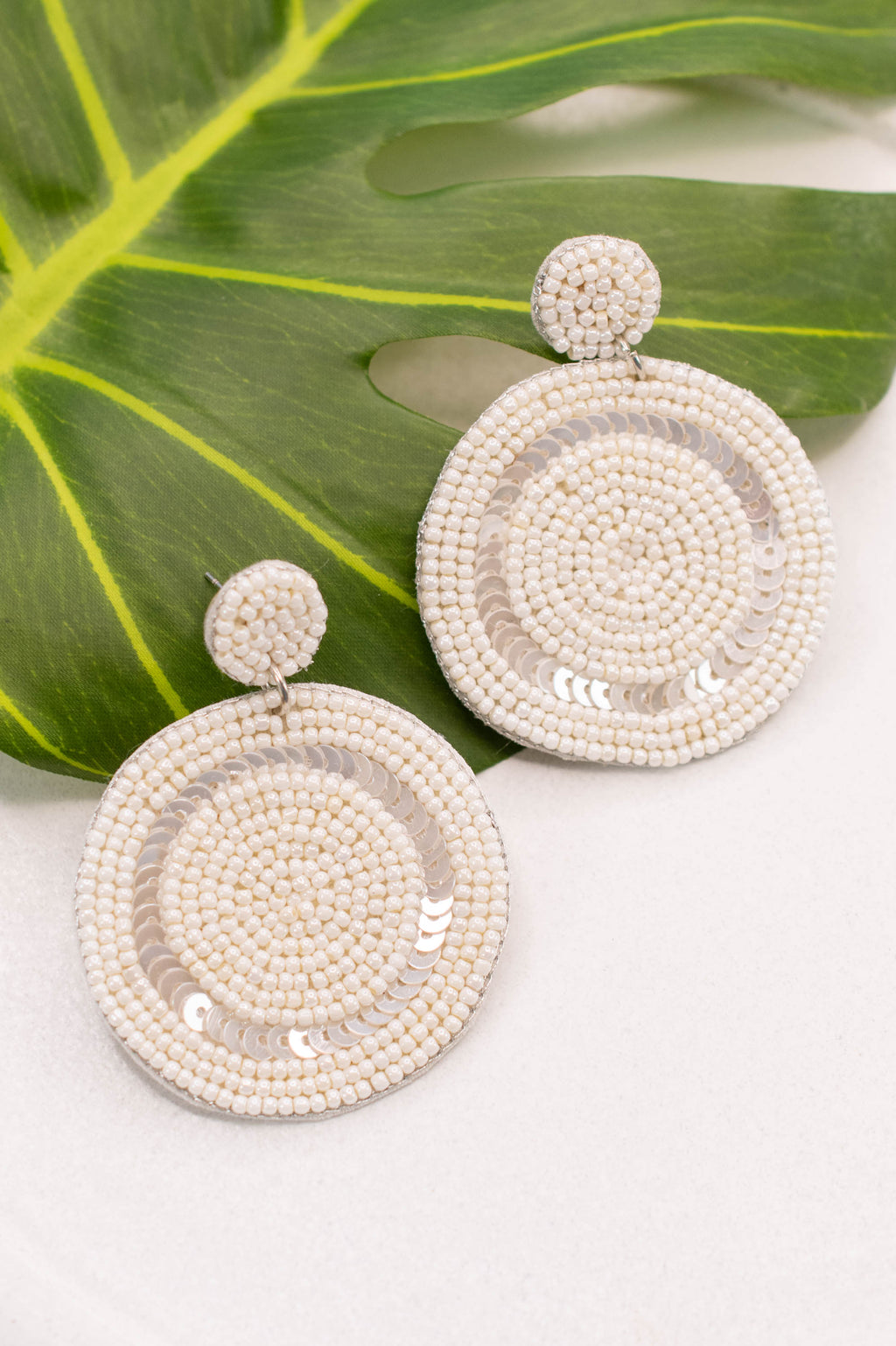 Birch Blossom ShikShok Earrings with Pink Pearls, Oxidized Finish –  Boutique MichaudMichaud