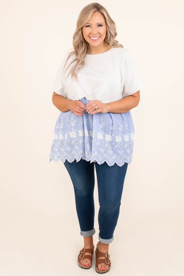 Chic Soul plus size clothing, ivory short sleeve top with blue babydoll lace-like bottom