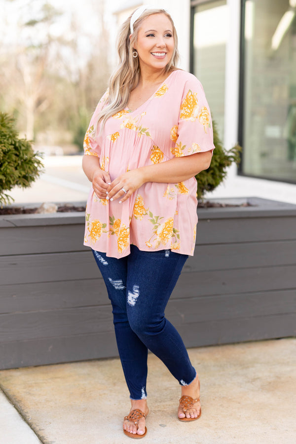 Chic Soul plus size clothing, dusty pink v neck short sleeve babydoll top with yellow floral pattern